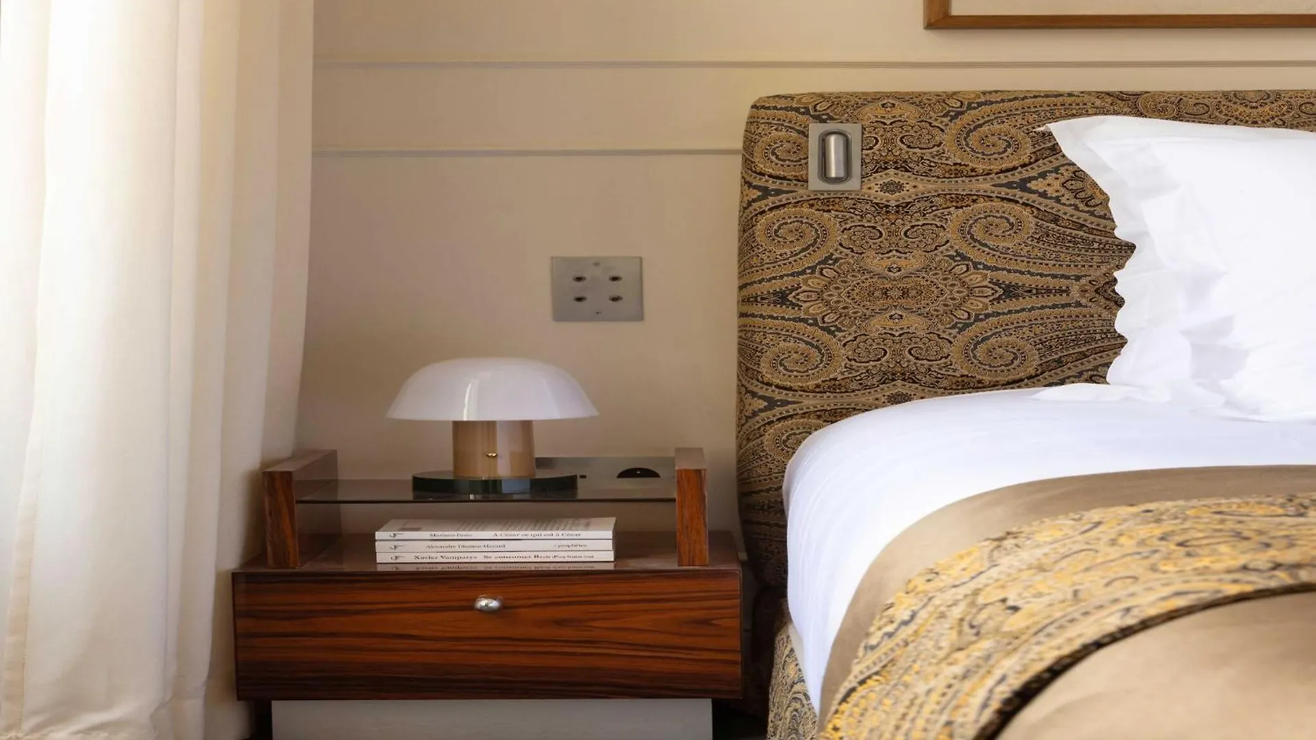 Palais Bourbon Hotel - Room 34 - 2P - Invalides Paris Daire
