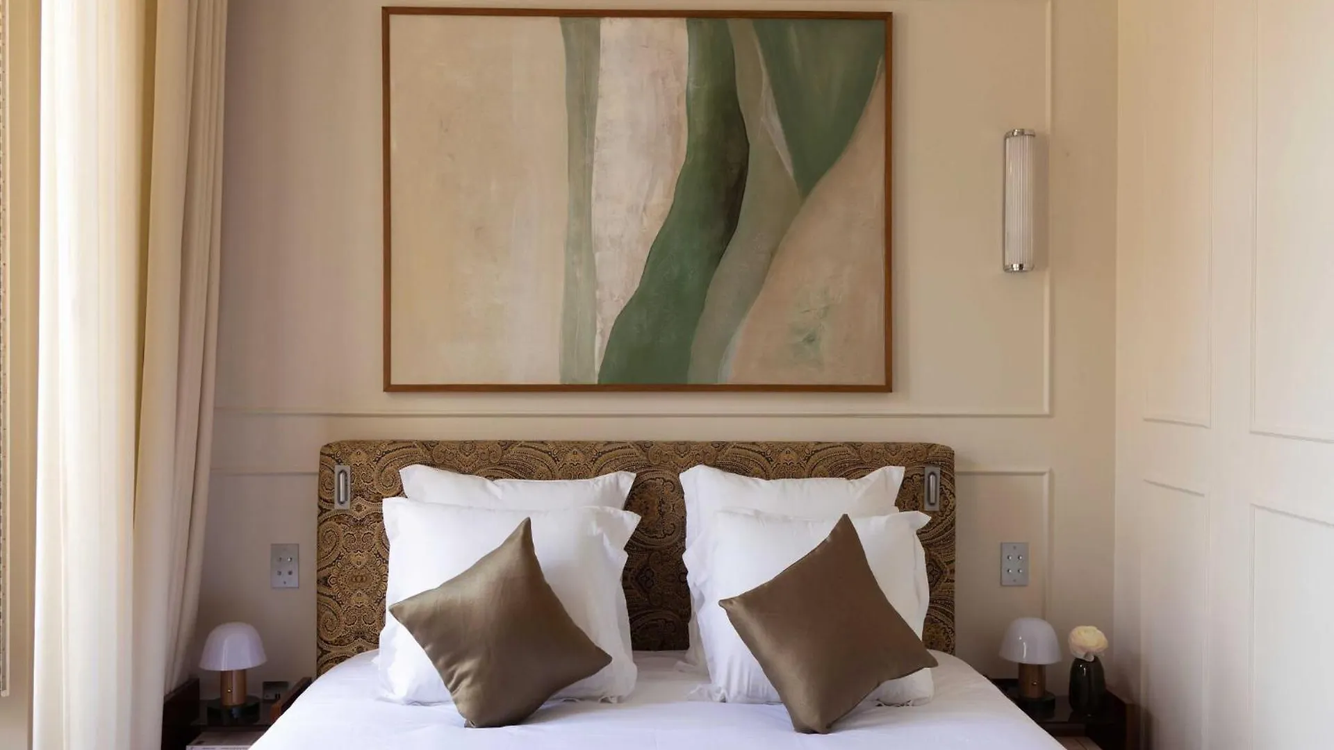 Palais Bourbon Hotel - Room 34 - 2P - Invalides Paris